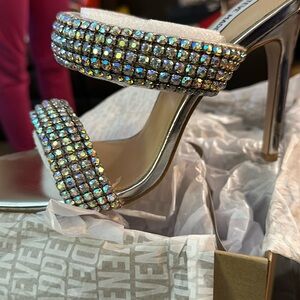 Beautiful Bling Kaylee Silver heels.
